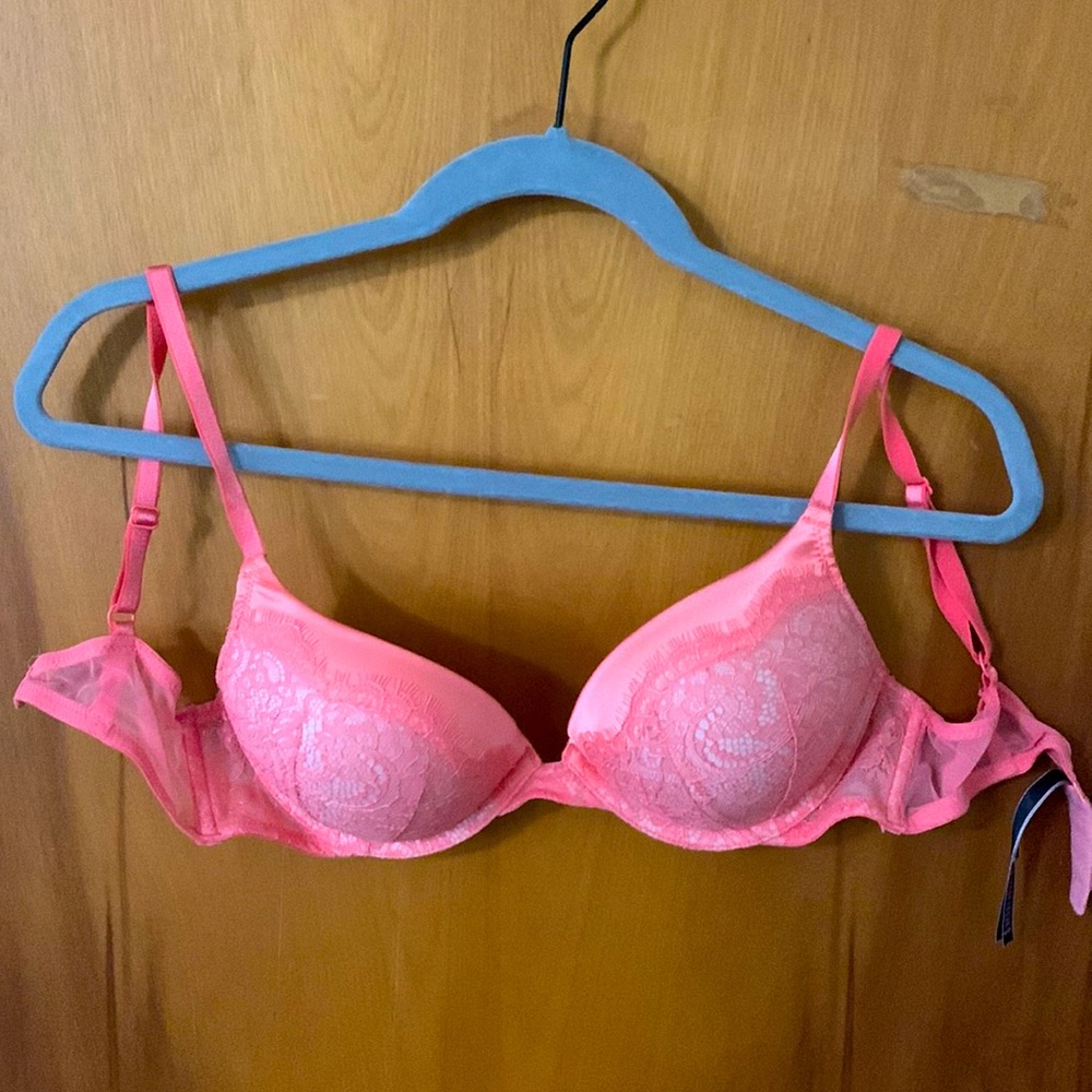 Victoria’s Secret Bombshell Bra - 34B
